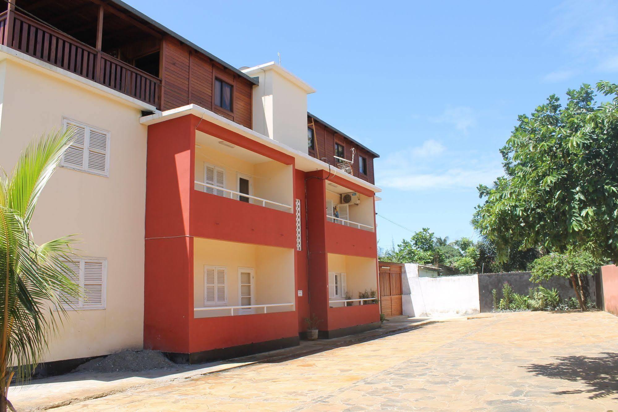 Sweet Guest House Сао Томе Екстериор снимка